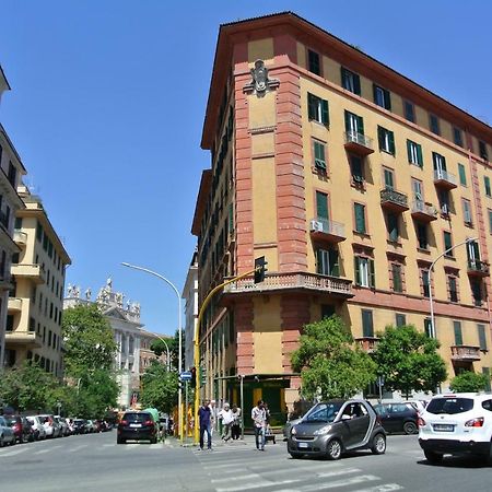Beautiful Apartment In San Giovanni Close To Colosseo Roma Exterior foto